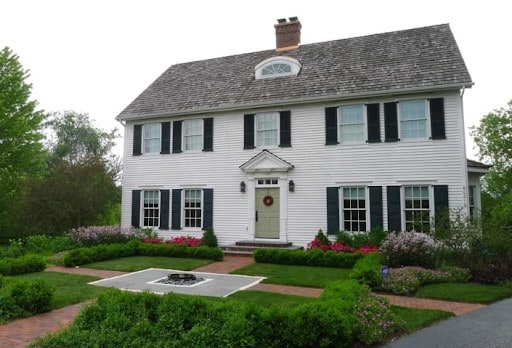 formal front entry garden